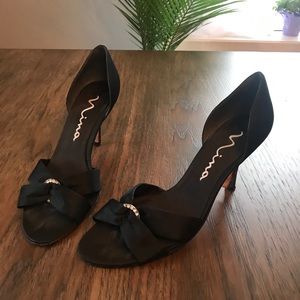 Nina Malila LS Black Luster